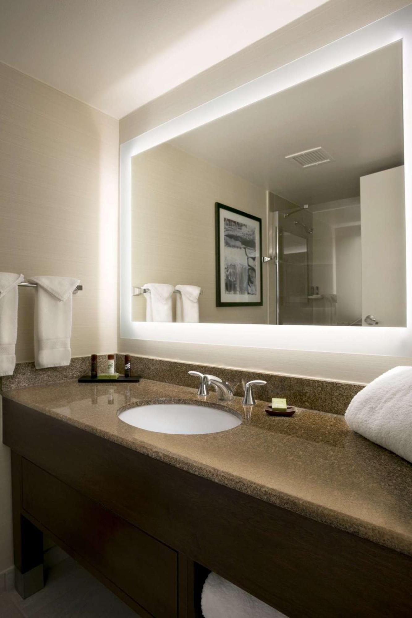 Embassy Suites Cleveland - Beachwood Exteriér fotografie